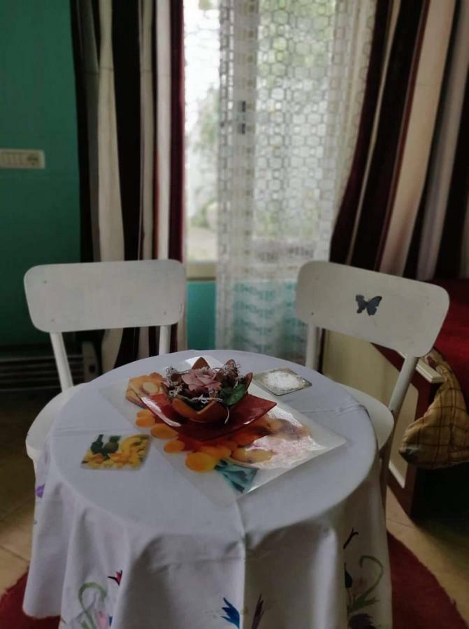 Private Room Historic Center เอลบาซาน ภายนอก รูปภาพ